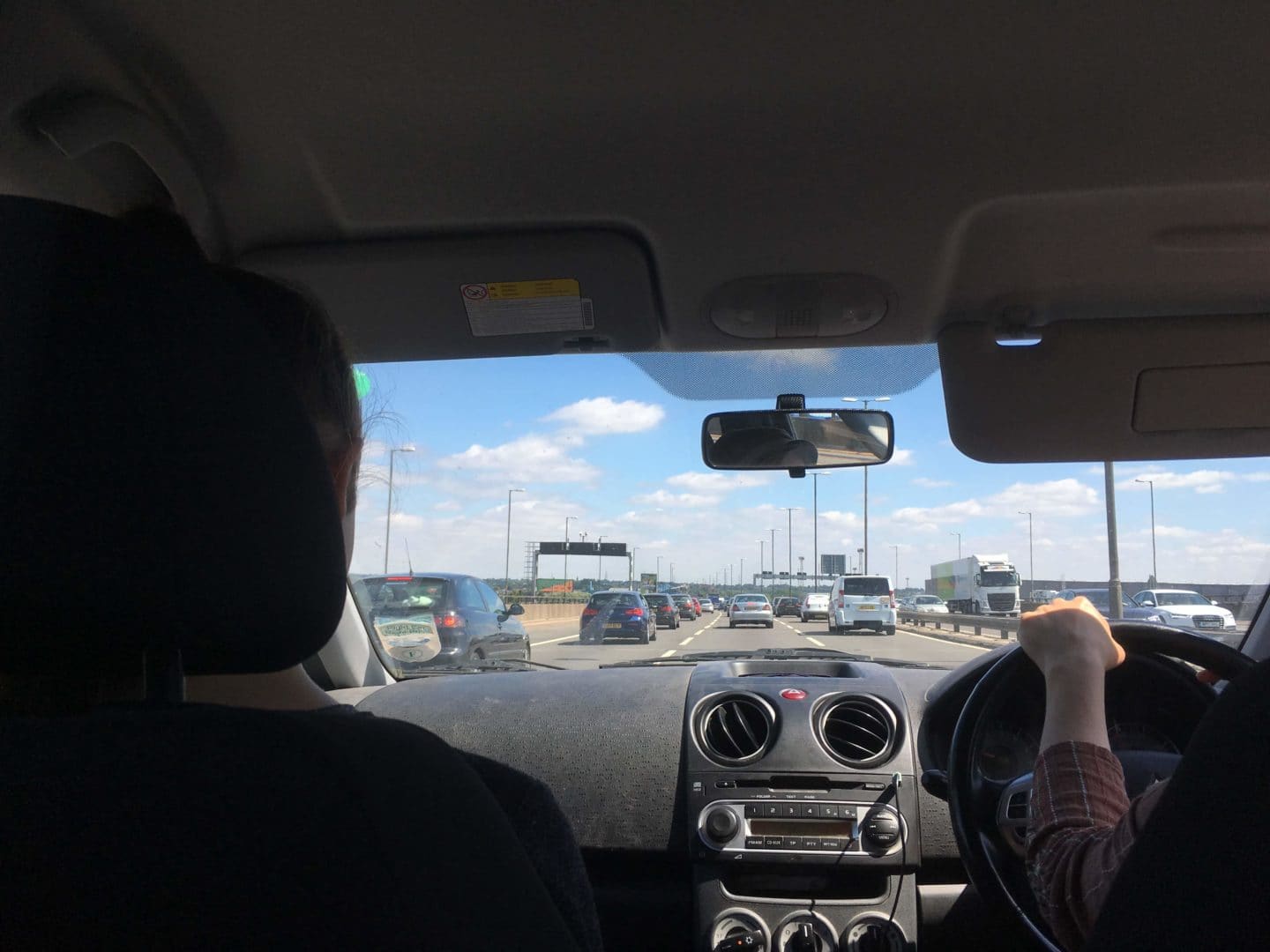 A car passenger's view of heavy traffic on a dual carriageway
