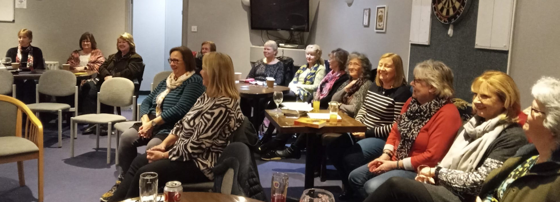 Audience at the talk at the Tangent Club