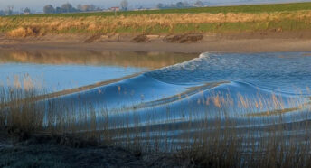 The Eagre, a tidal bore on the River Ouse